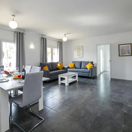 Guadalete By Interhome * Κάλπε